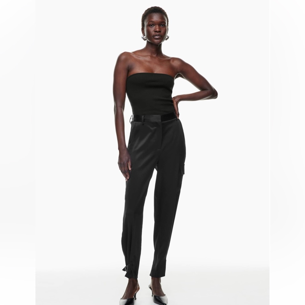 Aritzia Black Straight Leg Pants Sleek Modern Design